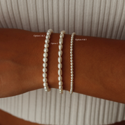 Beaded Pearl Bracelet (Choose one)
