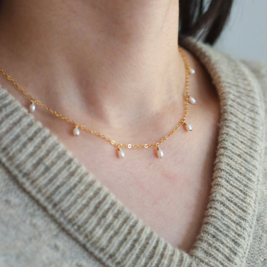 Stella Necklace (pearl dangle)