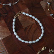 Beaded Pearl Bracelet (Choose one)
