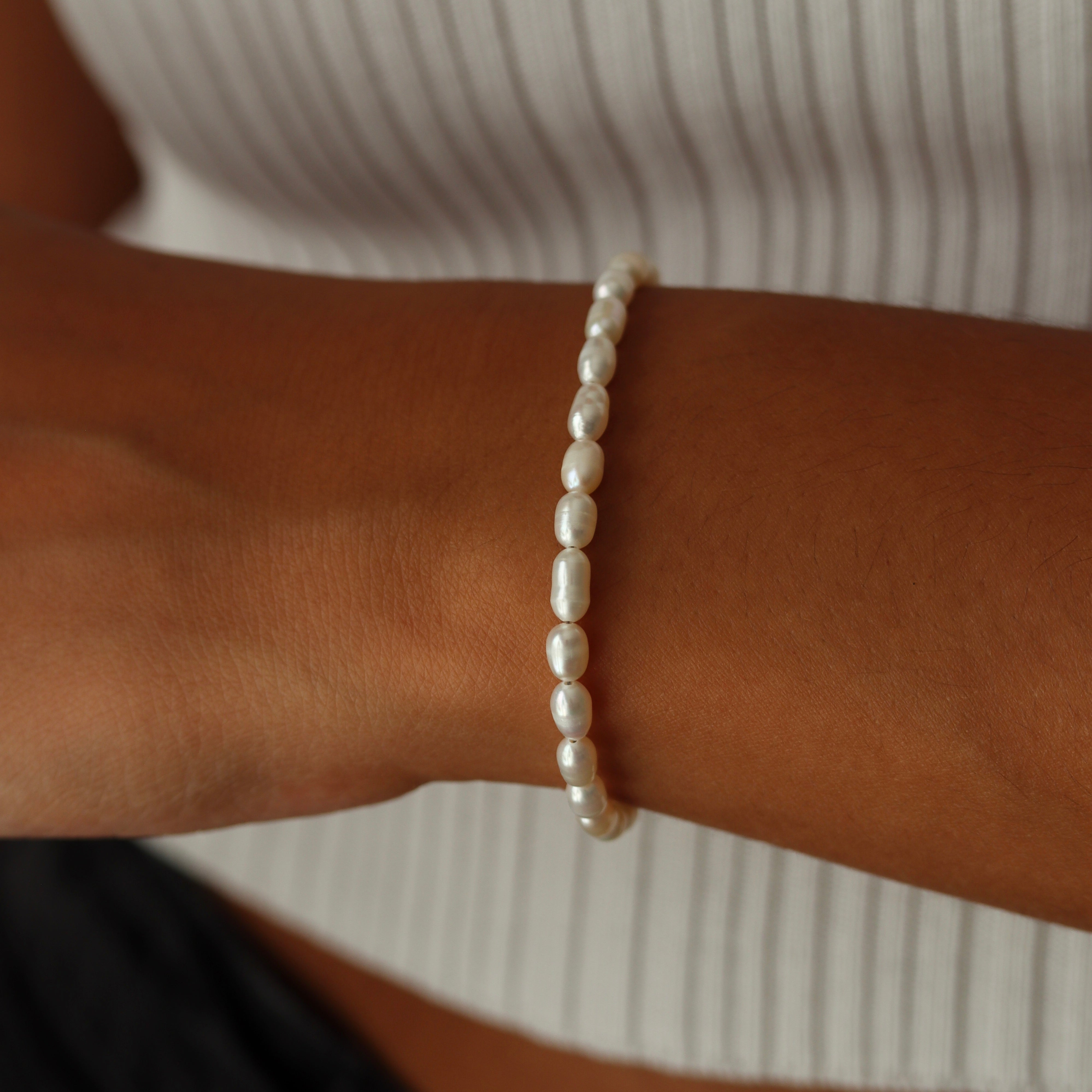 Beaded Pearl Bracelet (Choose one)