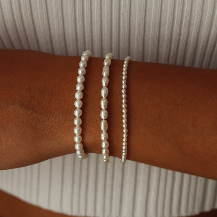 Beaded Pearl Bracelet (Choose one)