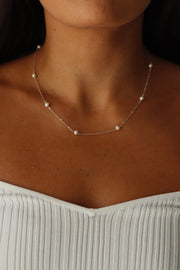 Classic Pearl Chain Necklace