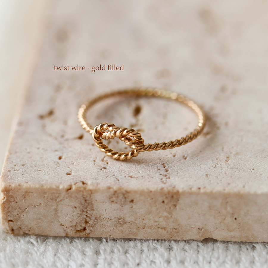 Knot Ring